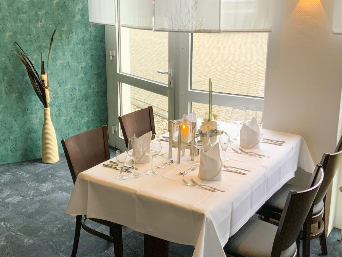 Heidehotel Lubast Bagian luar foto