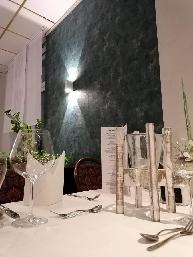 Heidehotel Lubast Bagian luar foto