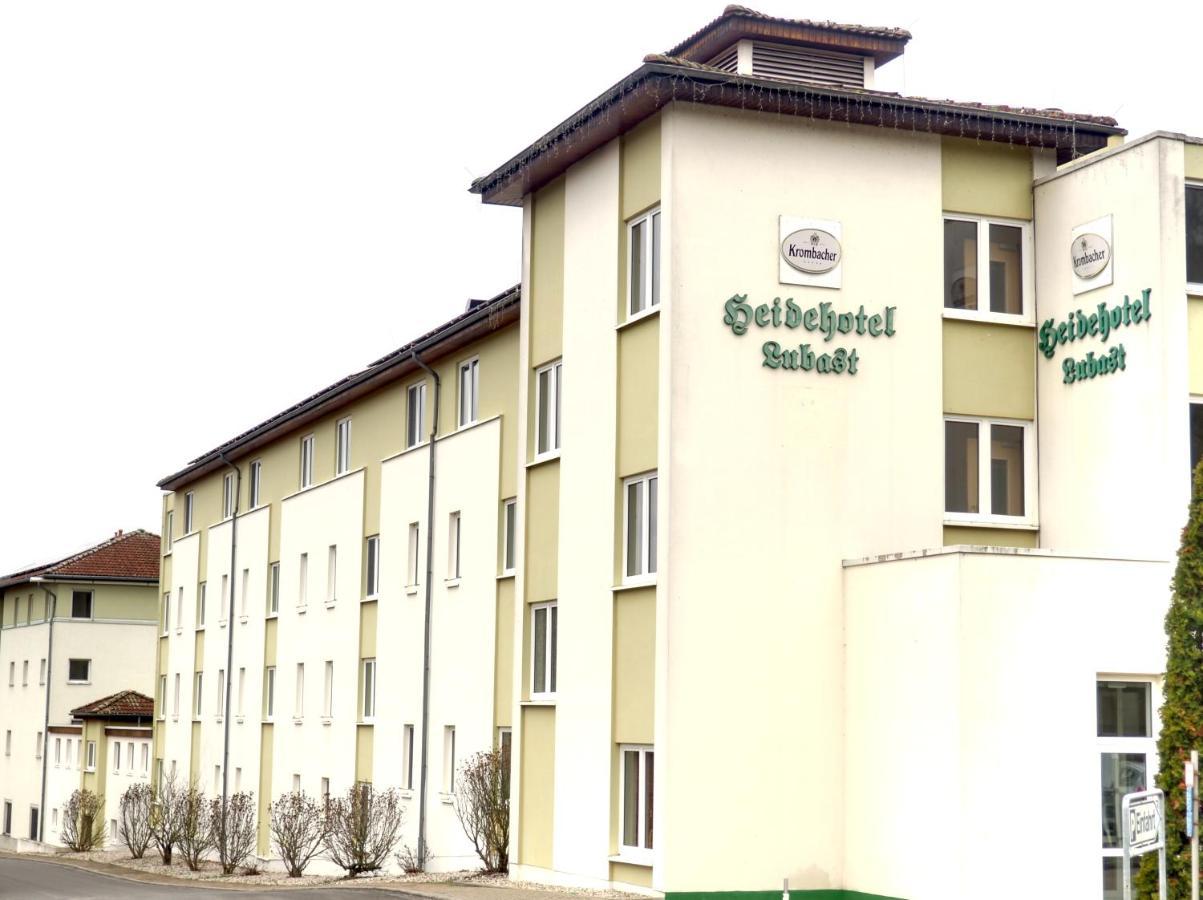 Heidehotel Lubast Bagian luar foto