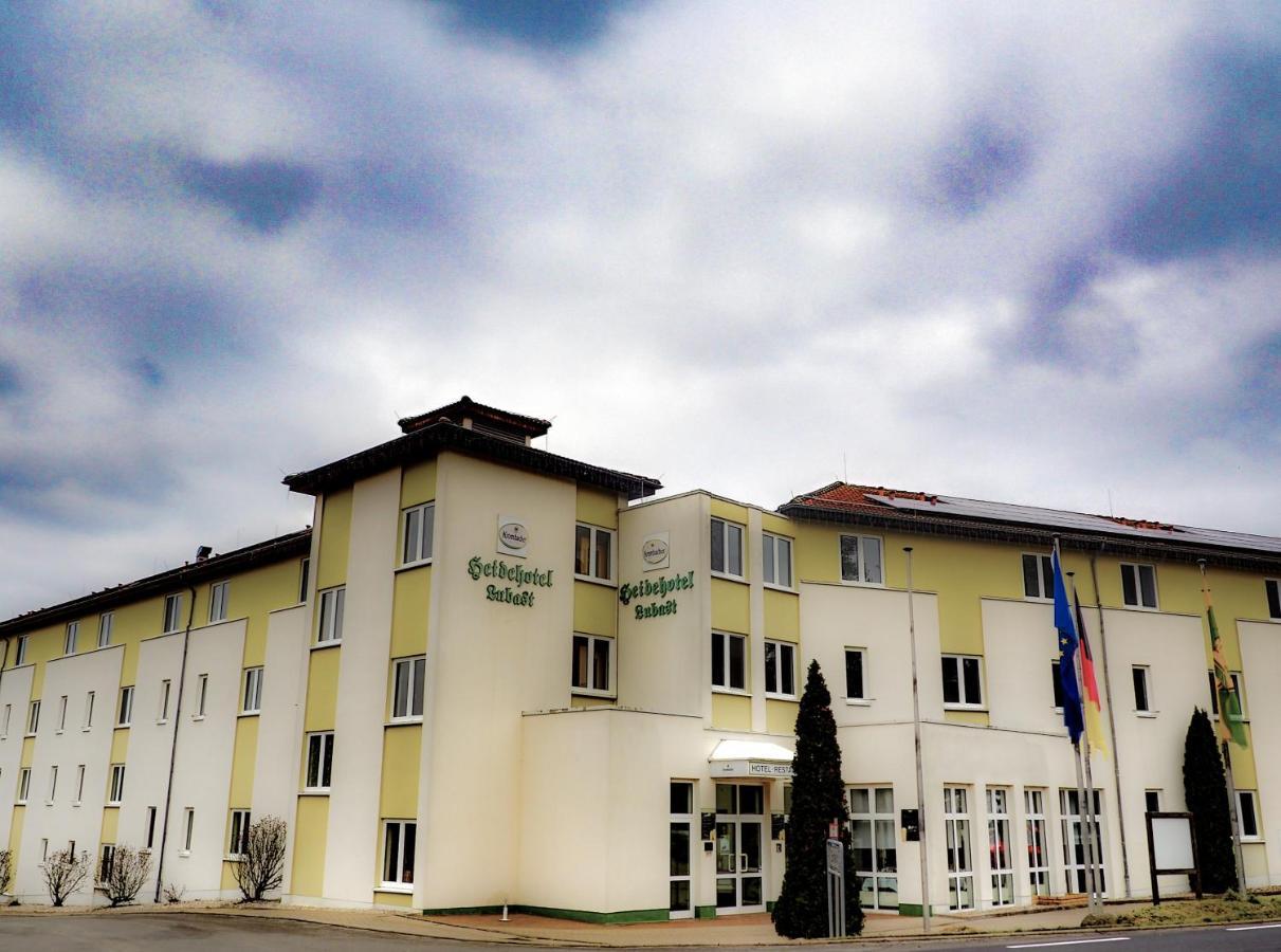 Heidehotel Lubast Bagian luar foto