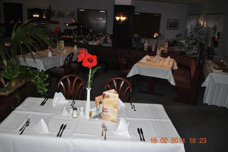 Heidehotel Lubast Bagian luar foto